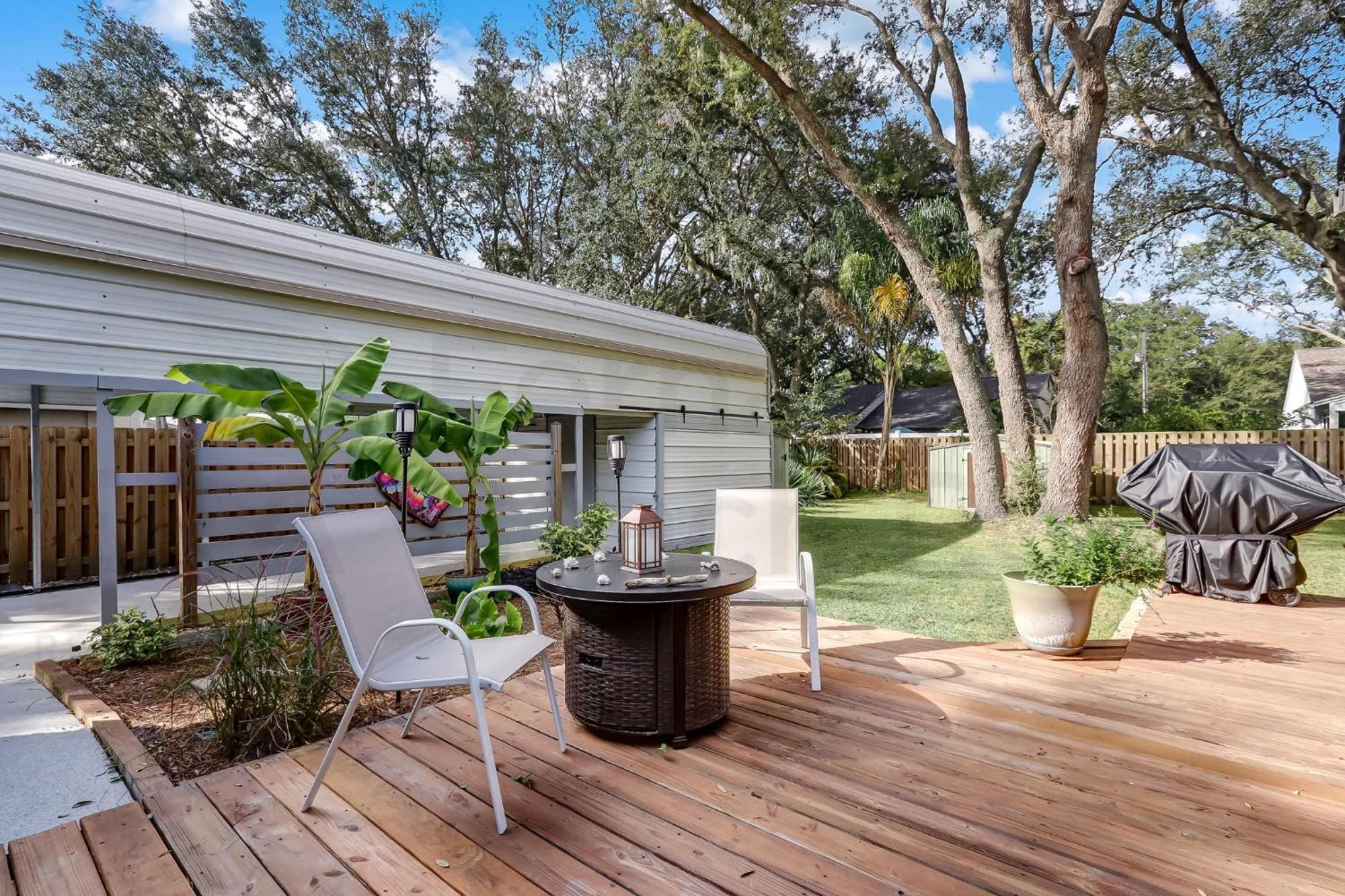 Dog Friendly - Fully Fenced - Boat Or Jet Pad For Up To 24 Feet - Fruit Trees - 1 Week Required