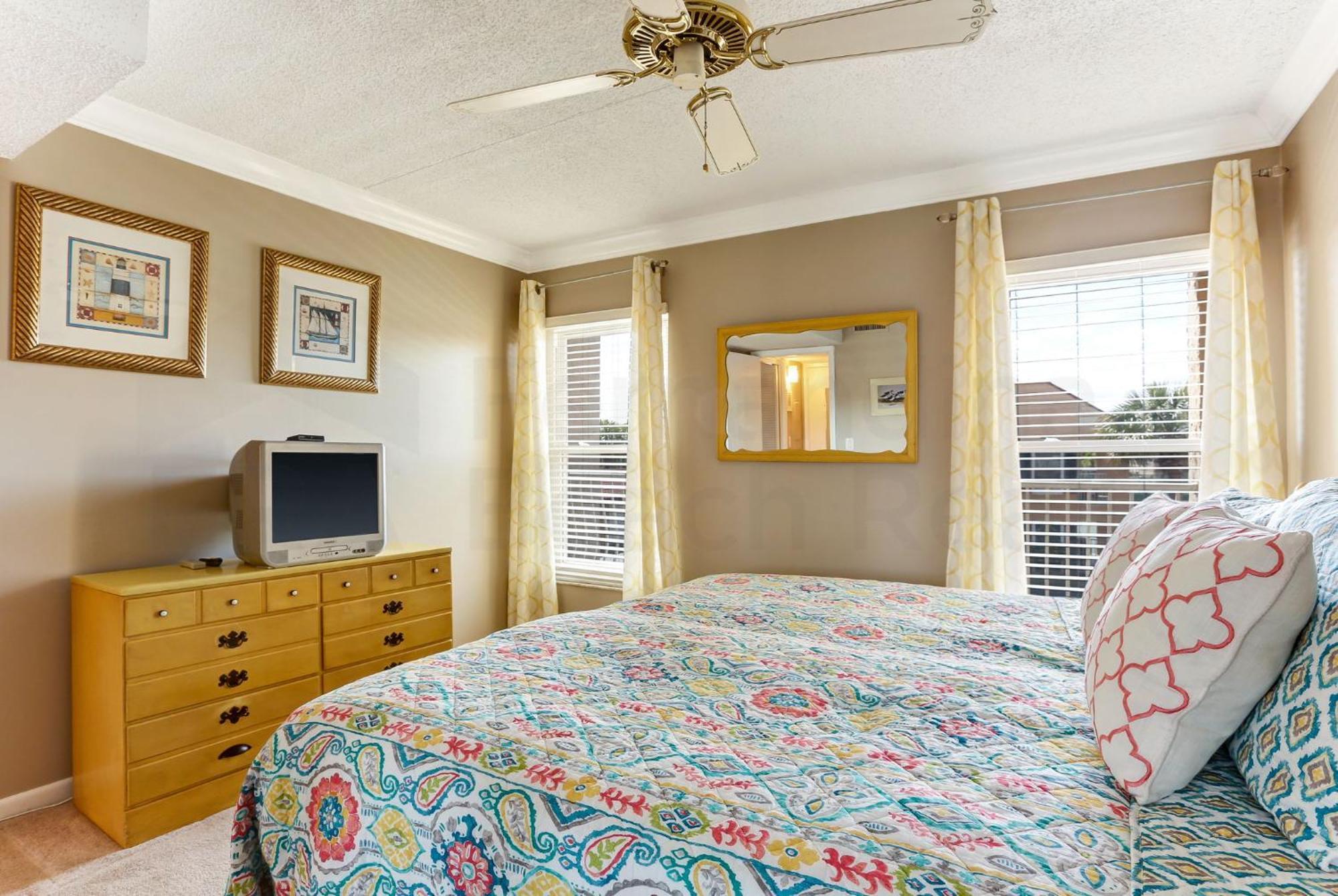Renovated In Small Quiet Complex. Relaxation Comes Easy Here. One Assigned Parking