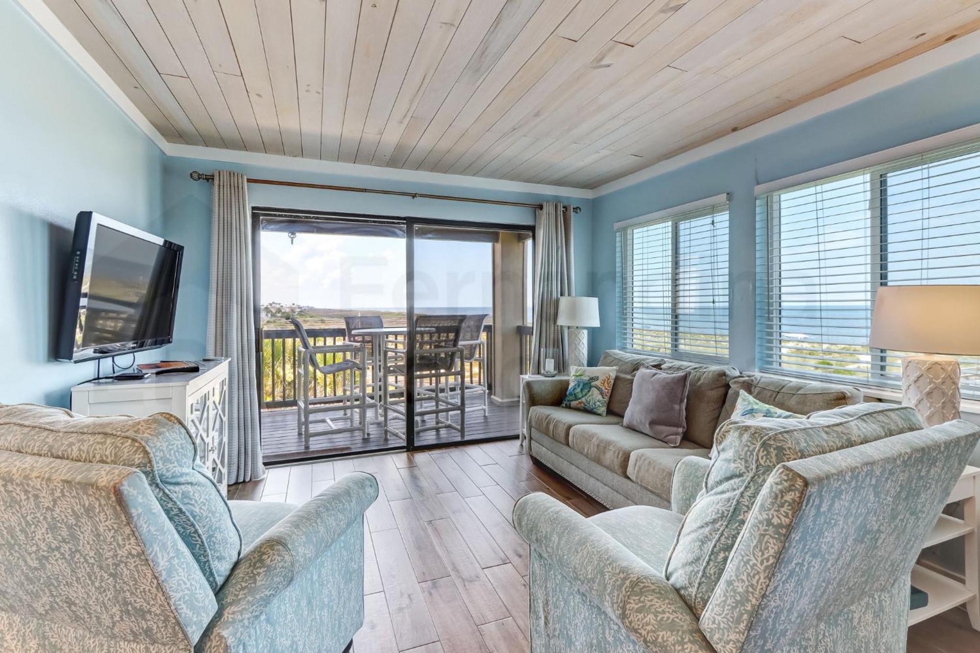 212 Dollar * Fernandina Beach