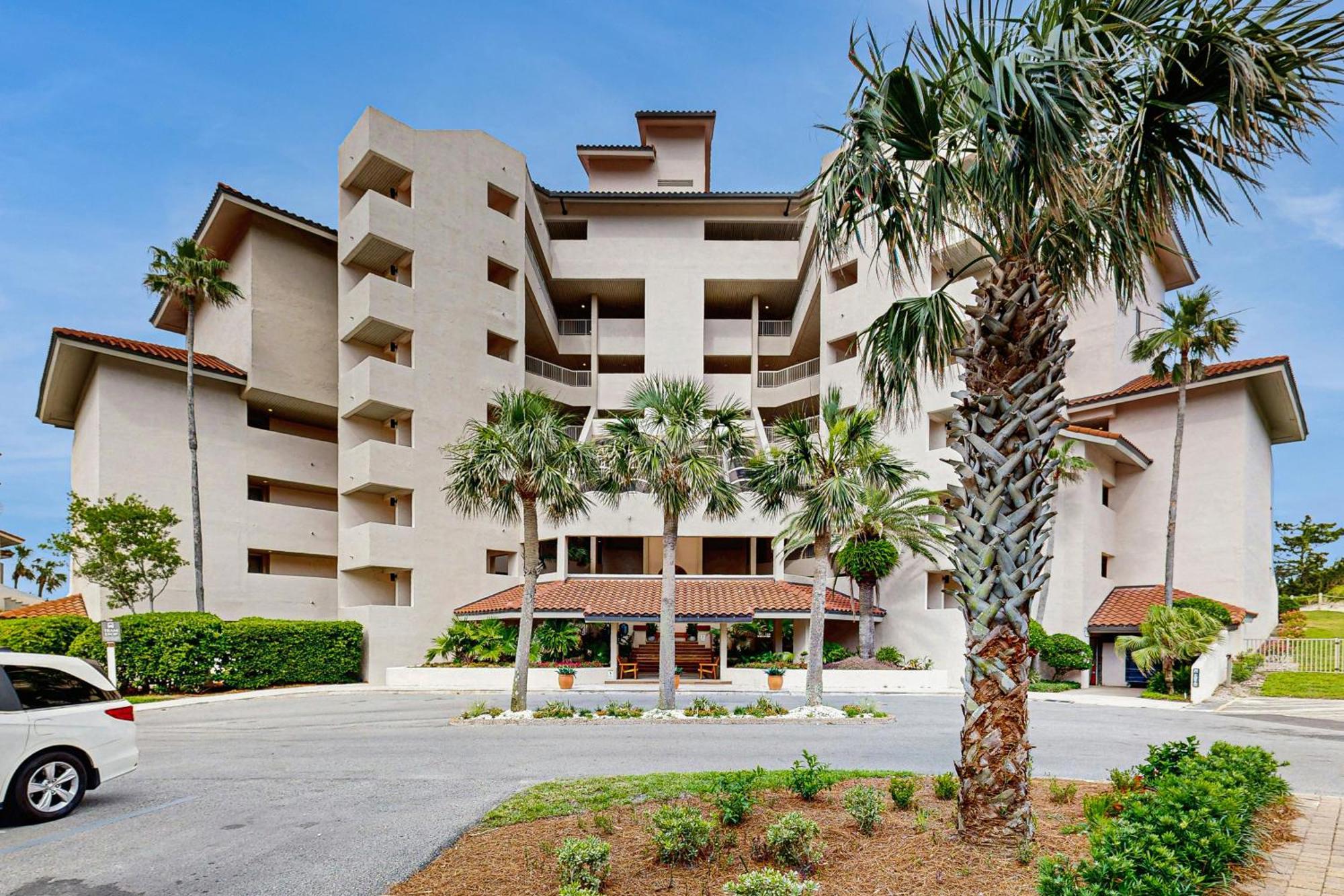 233 Sandcastles Apartment