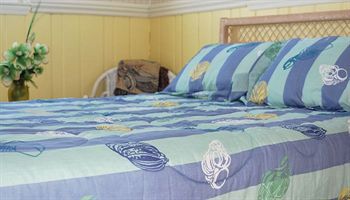 Hotel Amelia Oceanfront 3*
