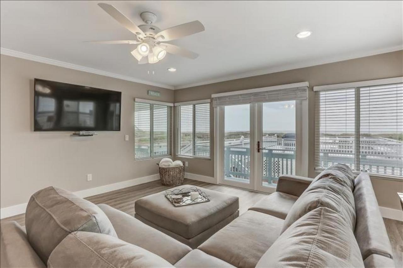 2958 S Fletcher Ave Fernandina Beach