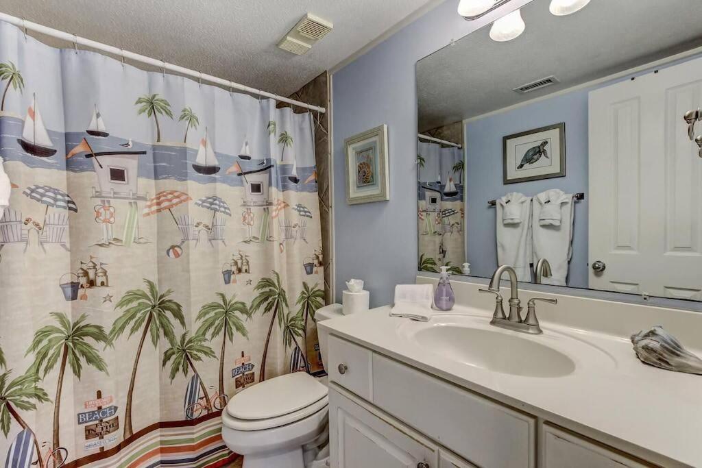 Apartment Oceanfront Retreat With A Remarkable View. New!